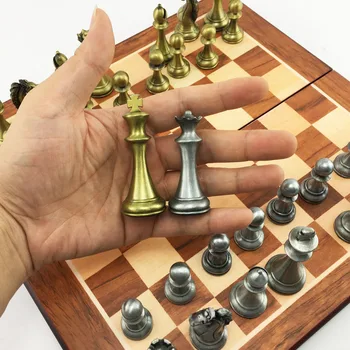 Kirsite Kovové Šach Prenosná Hra Medzinárodných Šachy Drevené Skladacie Šachovnici Kráľ Výška 67mm Šach Hra BSTFAMLY I801